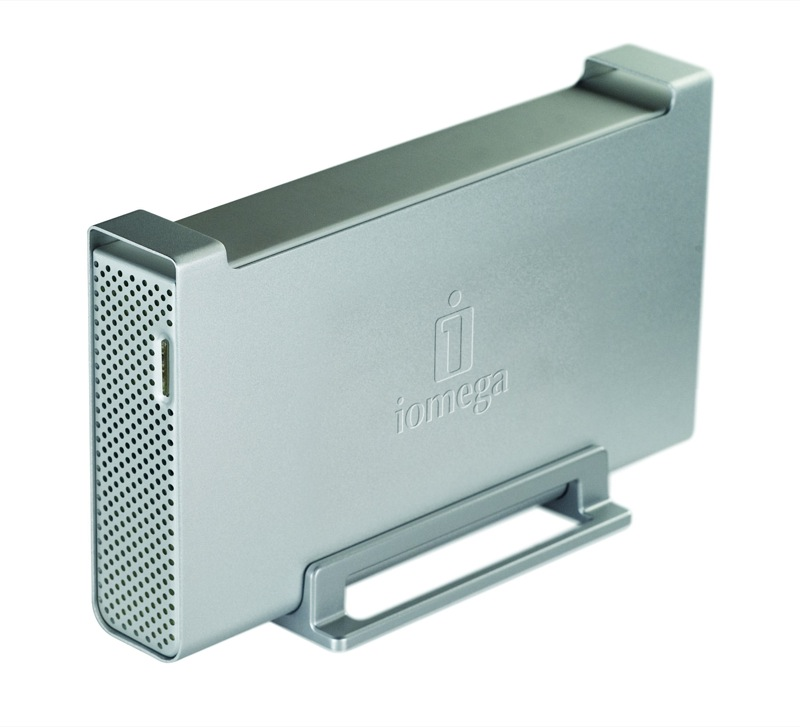 Illustration for article titled Iomega Beefs Up Its Jon Ive-y UltraMax Hard Drive Lineup